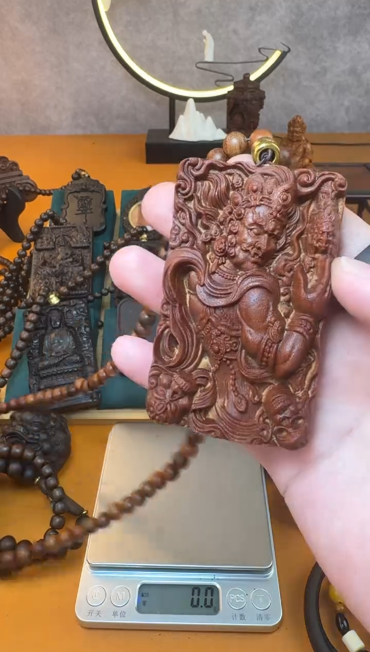 贡木吊坠《巴布亚贡木》新品血月星空不动明王