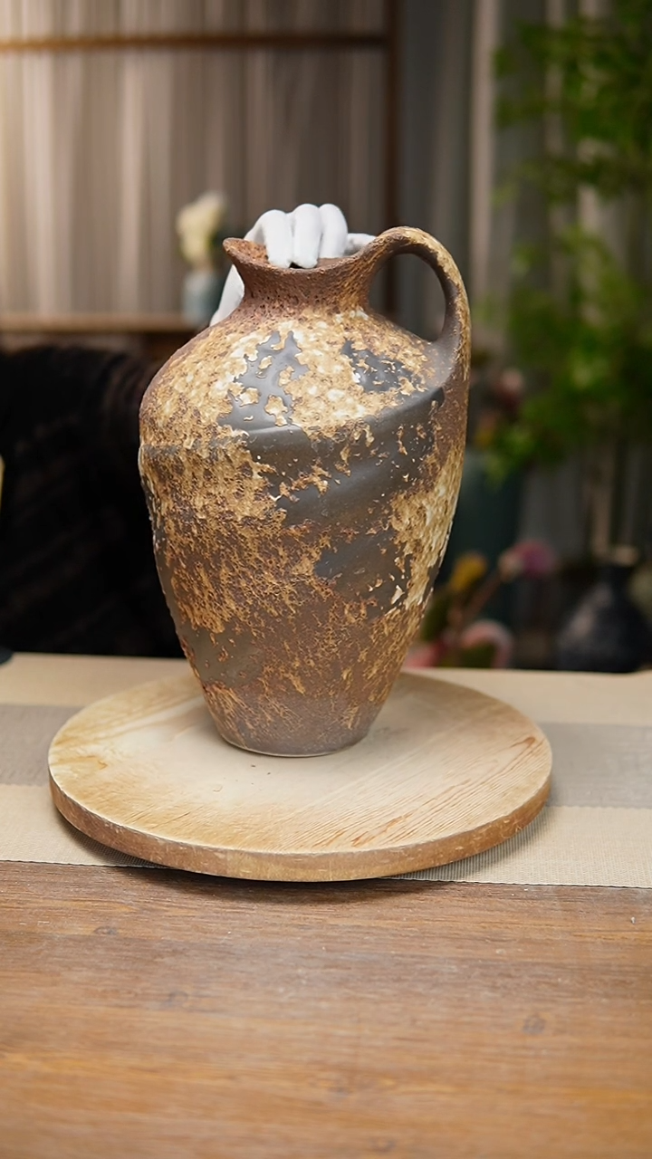 【闪购商品】陶瓷  花器诧寂棕奶壶