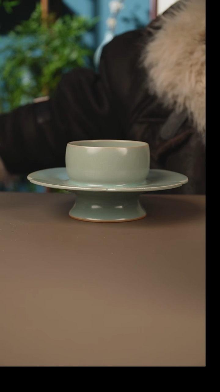 仿古秋葵盏微暇  