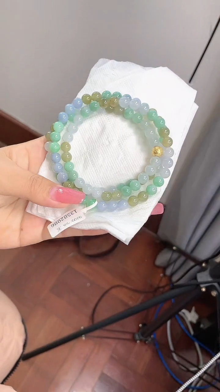 颈饰未镶嵌翡翠项链