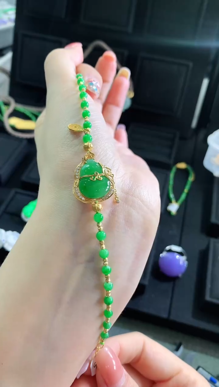 【闪购商品】翡翠手链18K金镶嵌手饰