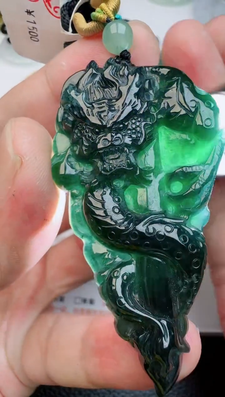 【闪购商品】翡翠颈饰未镶嵌11111111111