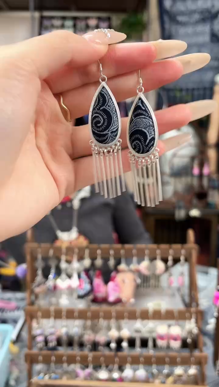 织绣民族风非遗老绣饰品504