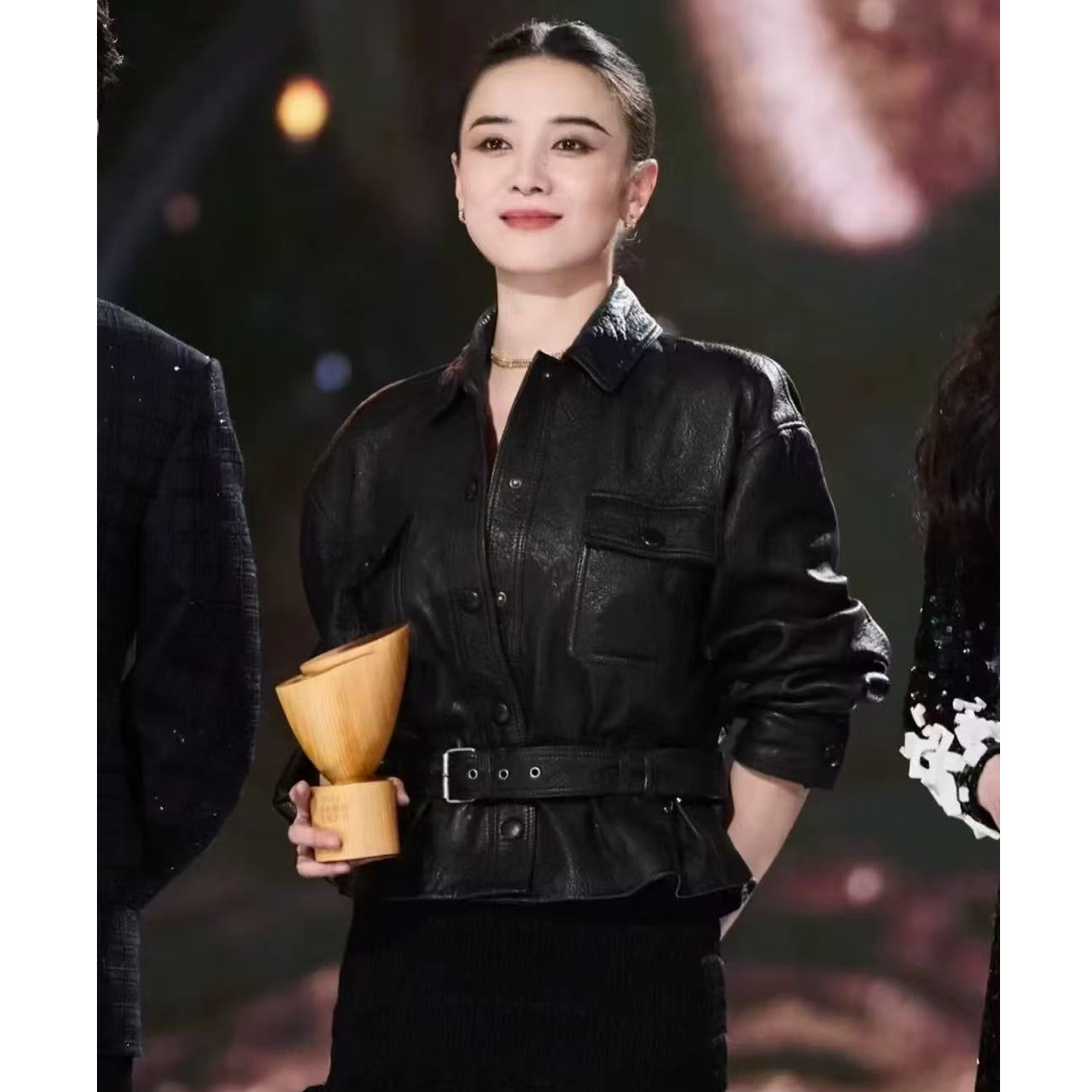 宋佳同款皮衣2025年春季新款真皮皮衣女短款绵羊皮外套杨树林