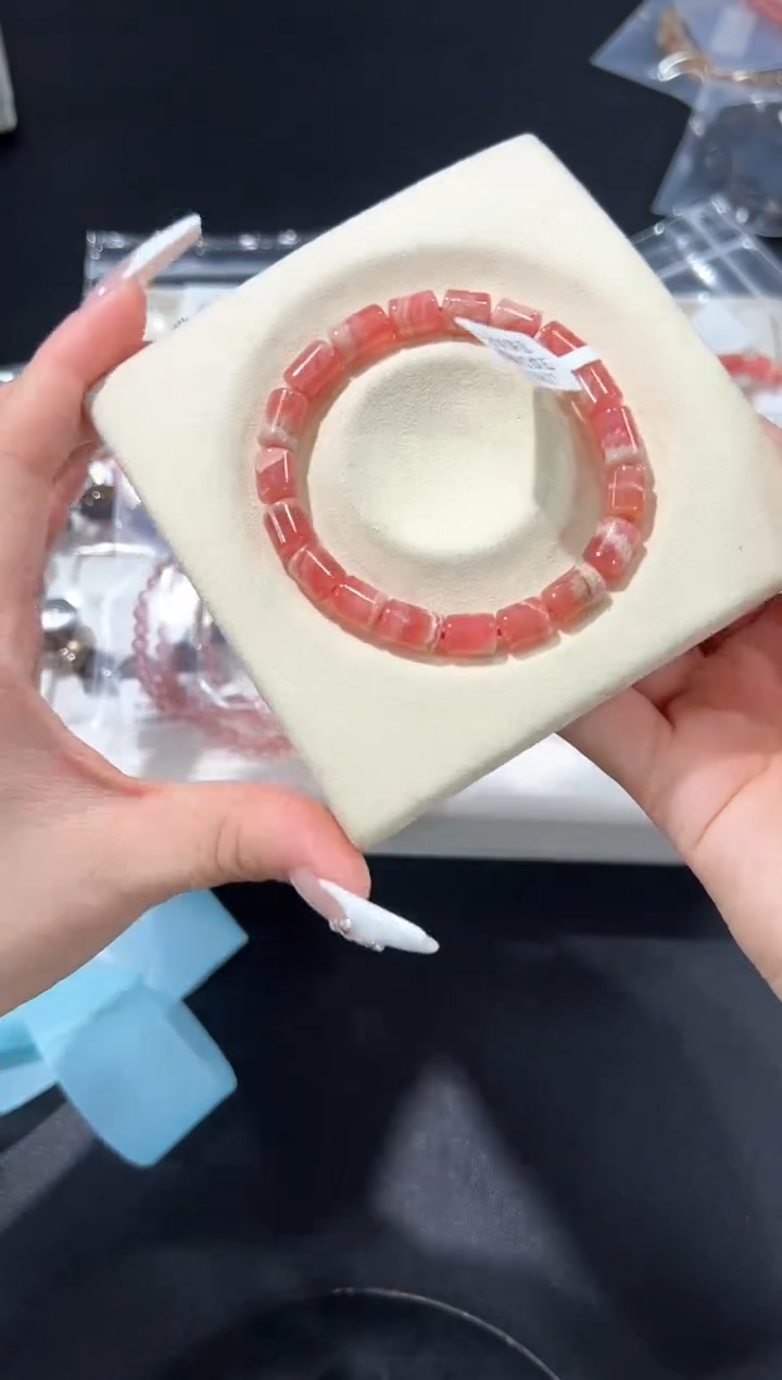 未镶嵌菱锰矿（红纹石）手串61c多样性发其一【1条】默认微瑕