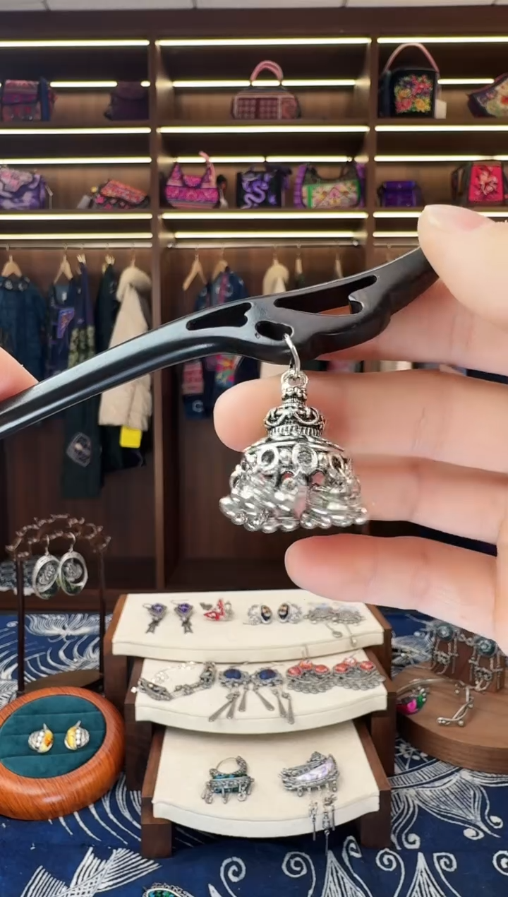 织绣519黔东南苗族刺绣1