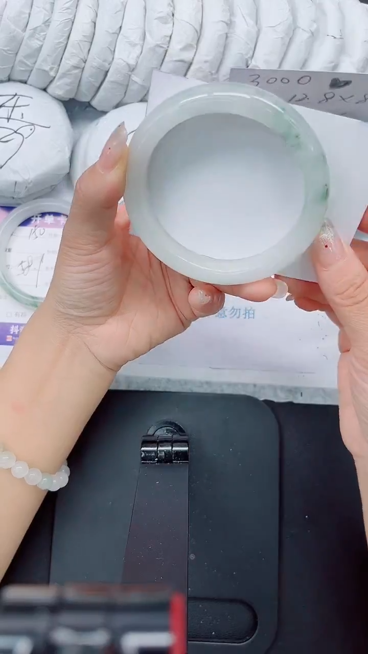 石英质玉手镯未镶嵌151-63.8