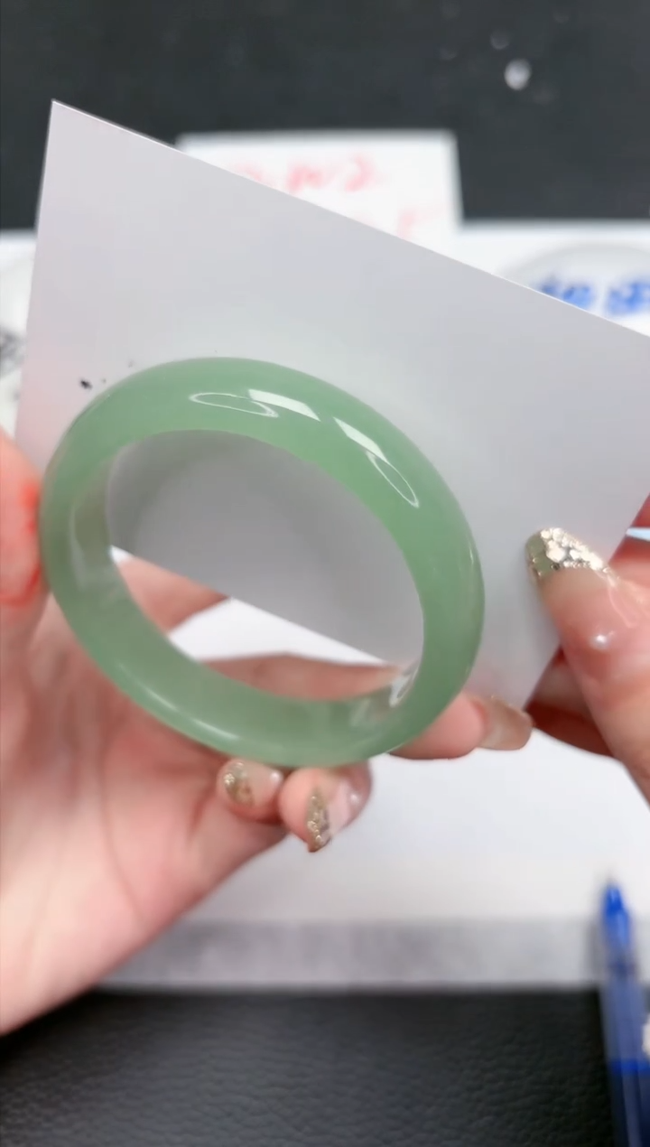 【闪购商品】石英质玉手镯未镶嵌475-54.4