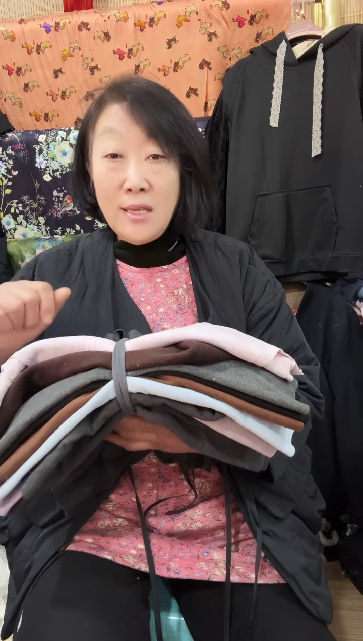 女士澳绒坎肩裁片3件（颜色随机发）坎肩裁片