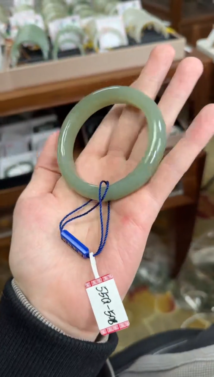 未镶嵌手镯和田玉55