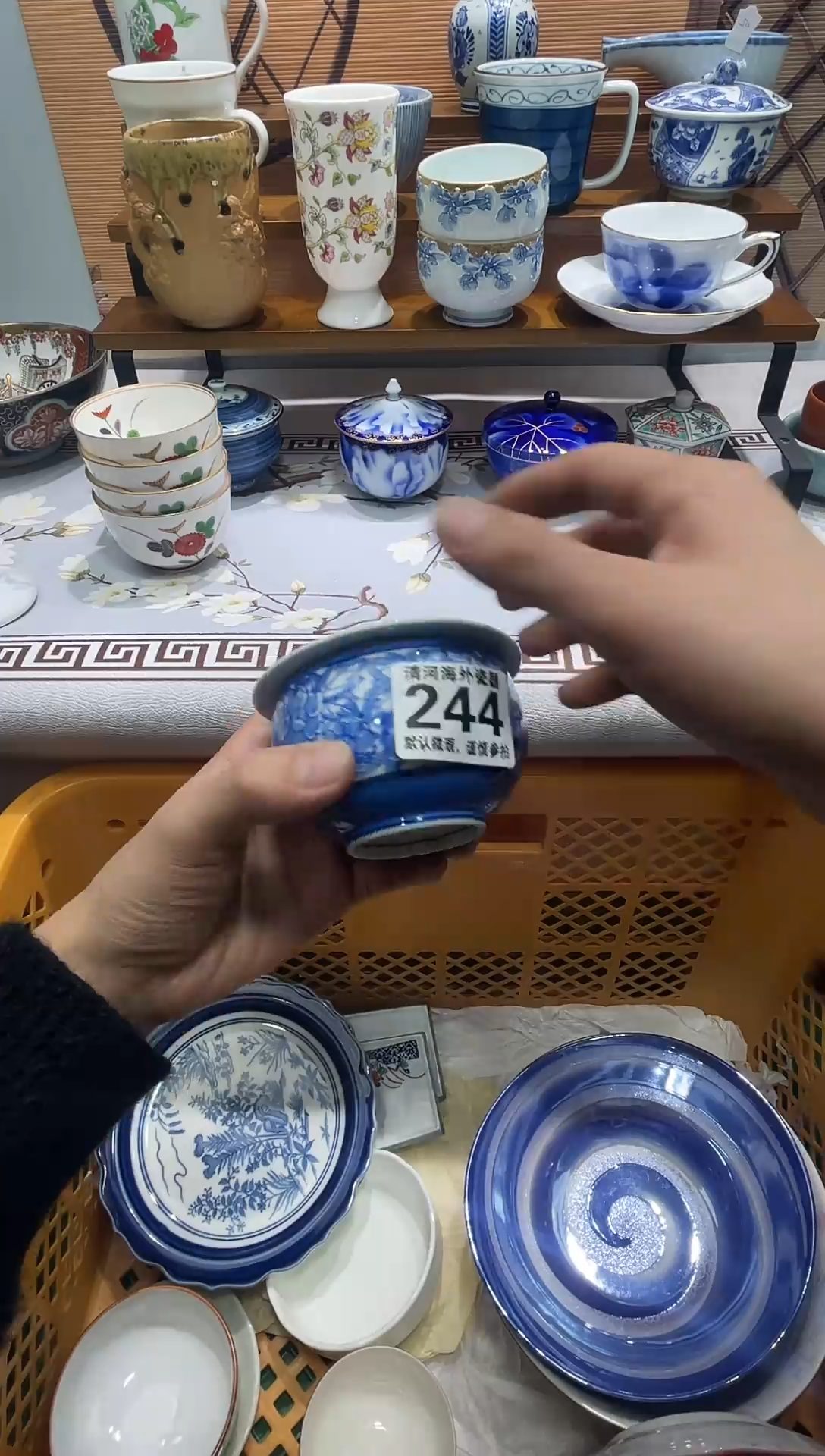 摆件如*瓷片瓷片瓷片