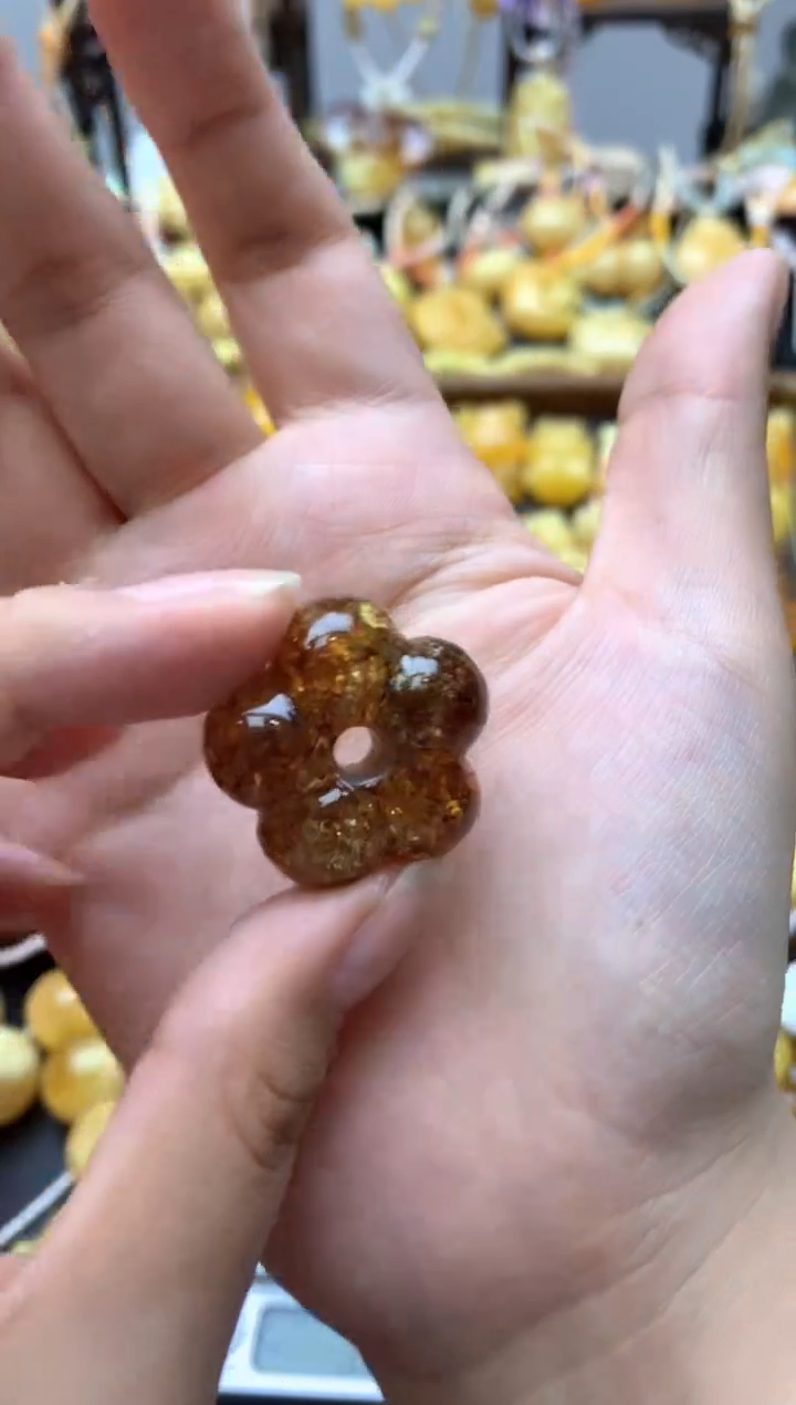 未镶嵌琥珀珠宝奇石112琥珀蜜蜡花粉有纹小坑介意勿拍