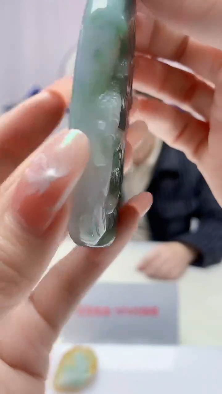 【闪购商品】定制翡翠未镶嵌5153DD-毛货挂件