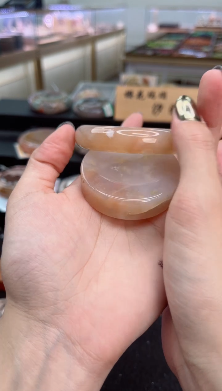 石英质玉手镯未镶嵌54圈口（赠品镯心）3321088