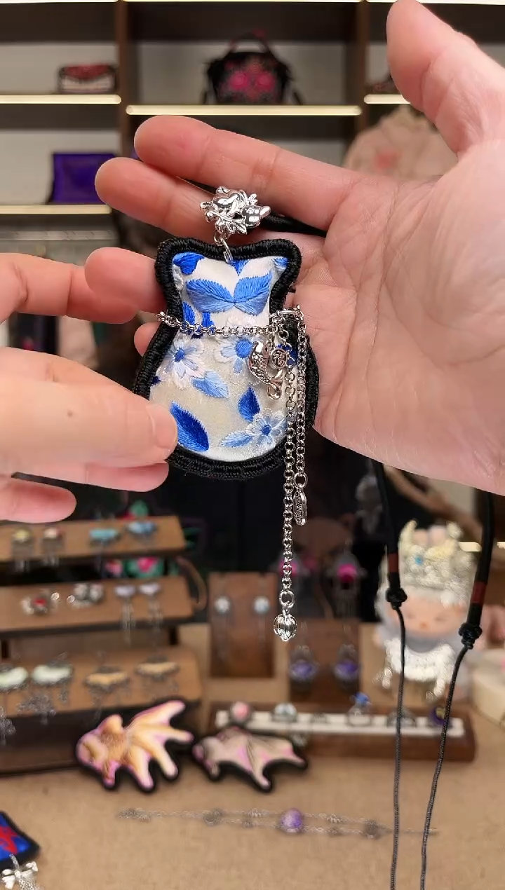 织绣1900黔东南苗族刺绣