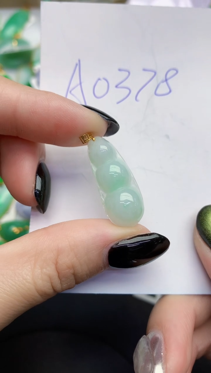 【闪购商品】翡翠颈饰18K金镶嵌000000000