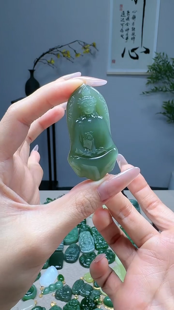 未镶嵌和田玉挂件1