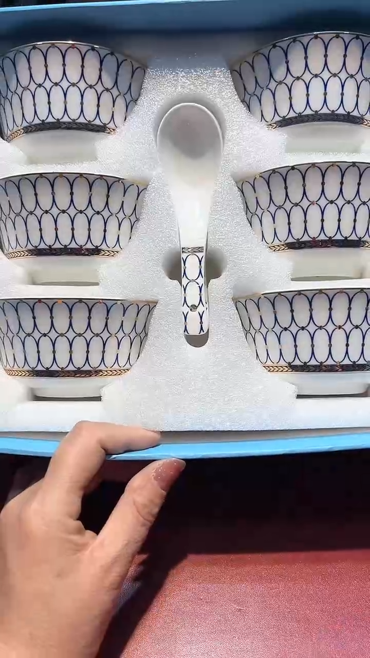 【闪购商品】瓷片锅碗瓢盆一件不剩