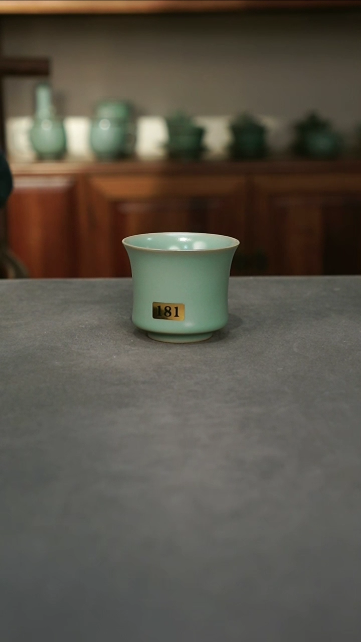 【闪购商品】君子汝瓷【福利】束腰杯181