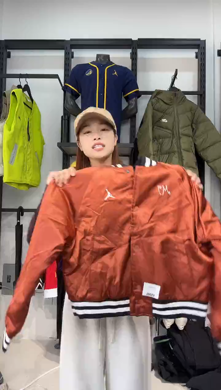 3714闪购编码 Nike/Jordan运动卫衣裤以直播间过款为准 尺码  m