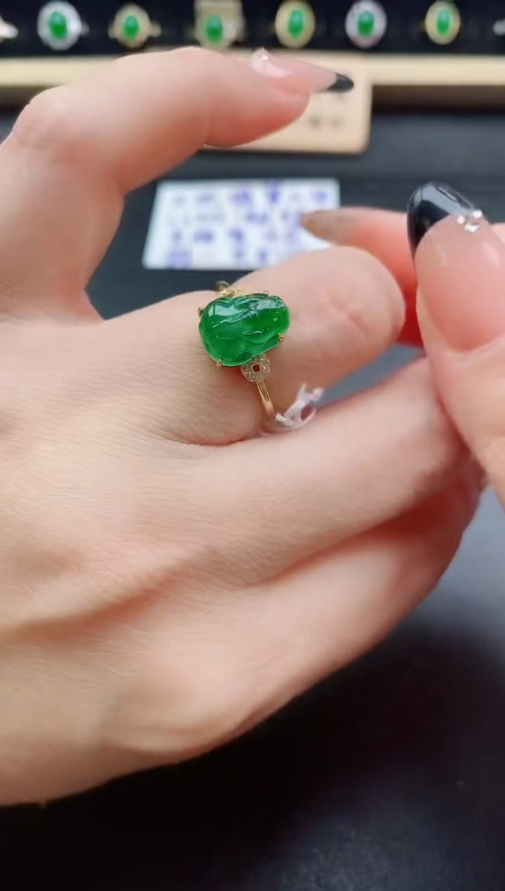 银S925镶嵌戒指翡翠1