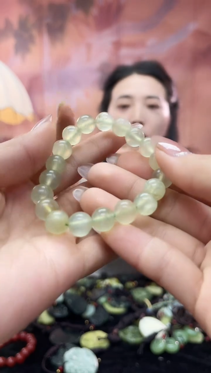 未镶嵌岫玉吊坠·