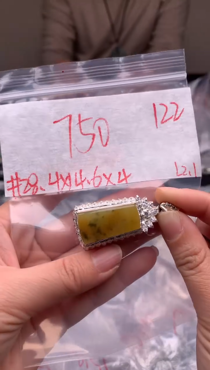 【闪购商品】定制翡翠未镶嵌毛货需精细抛光拍一发一