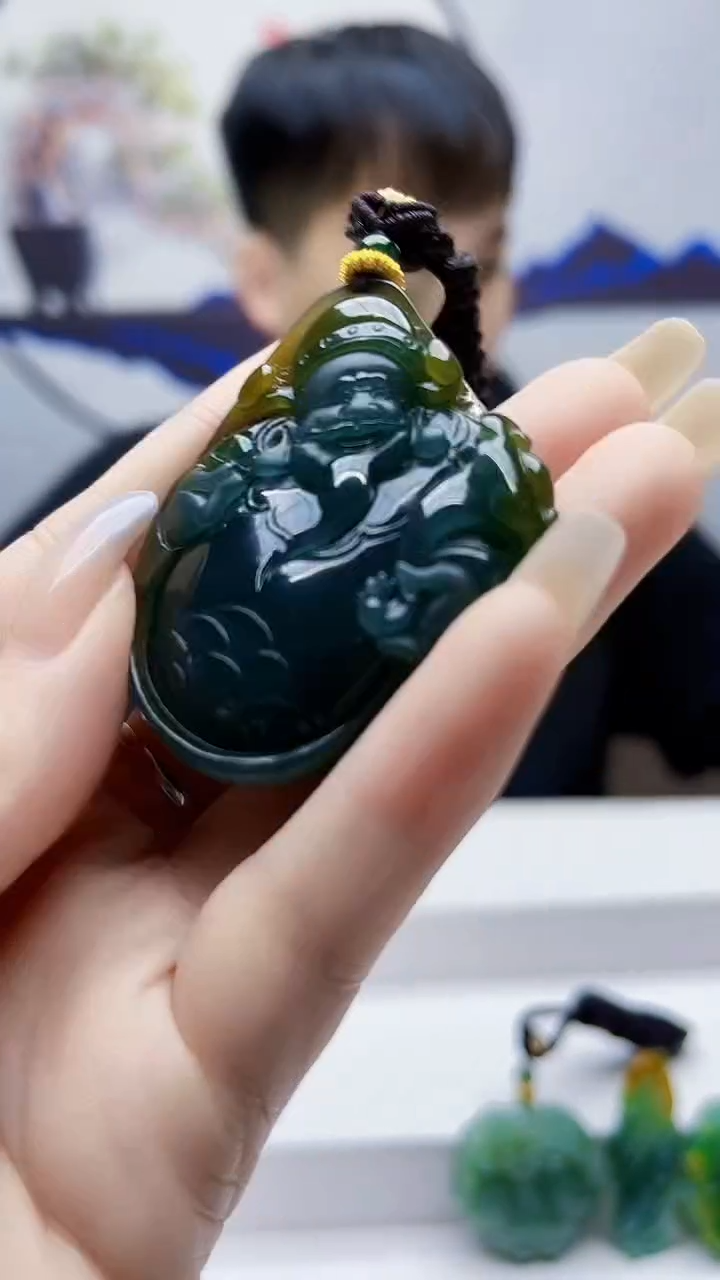 未镶嵌定制翡翠毛货挂件65