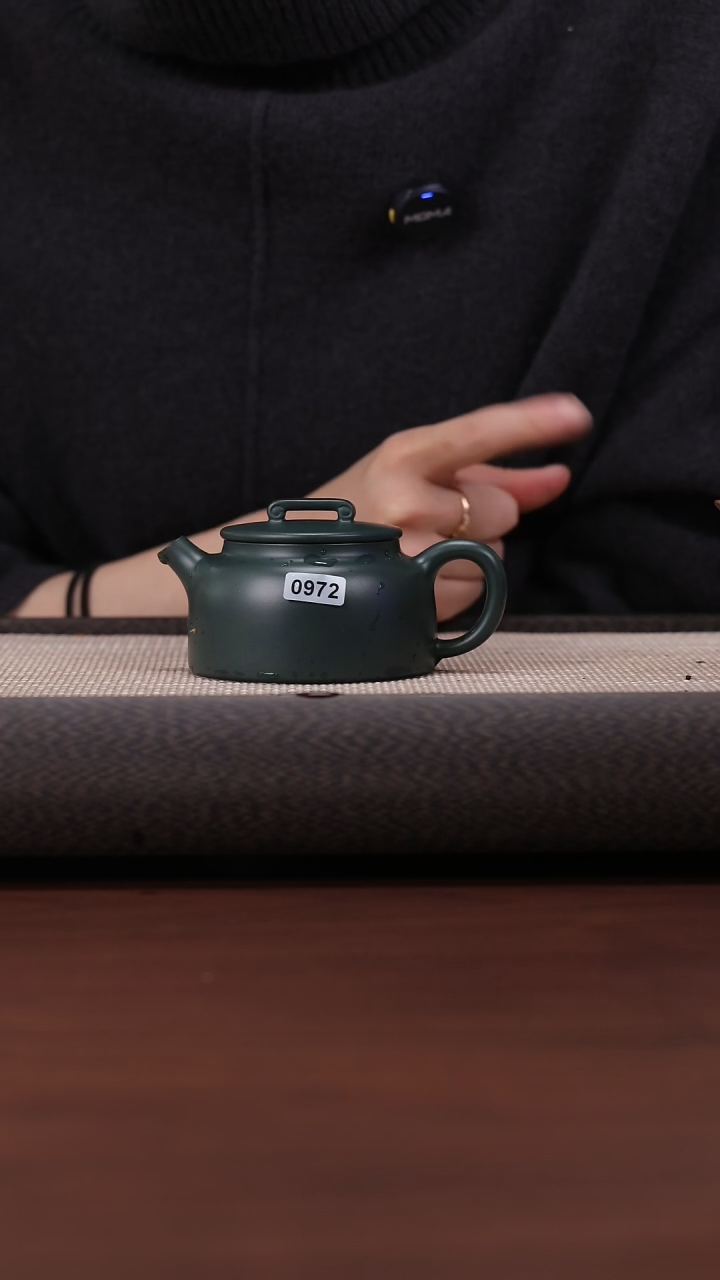【闪购商品】紫砂茶壶972 陈梓柒 绿泥 如意德钟170cc