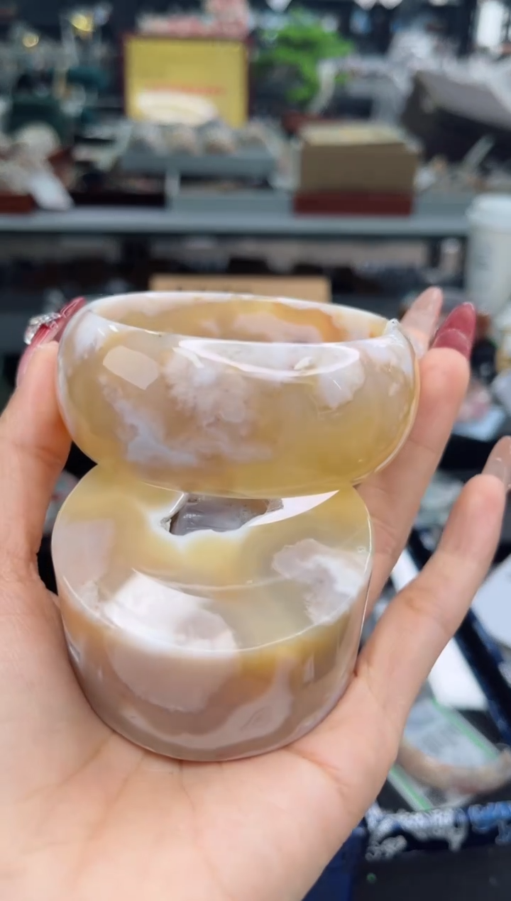 【闪购商品】石英质玉手镯未镶嵌59圈口（赠品镯心）3931282