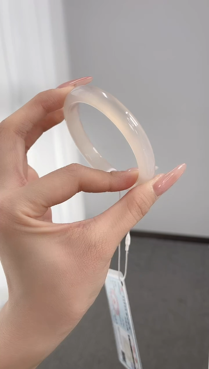 【闪购商品】玛瑙/玉髓手镯未镶嵌57-58圈高货