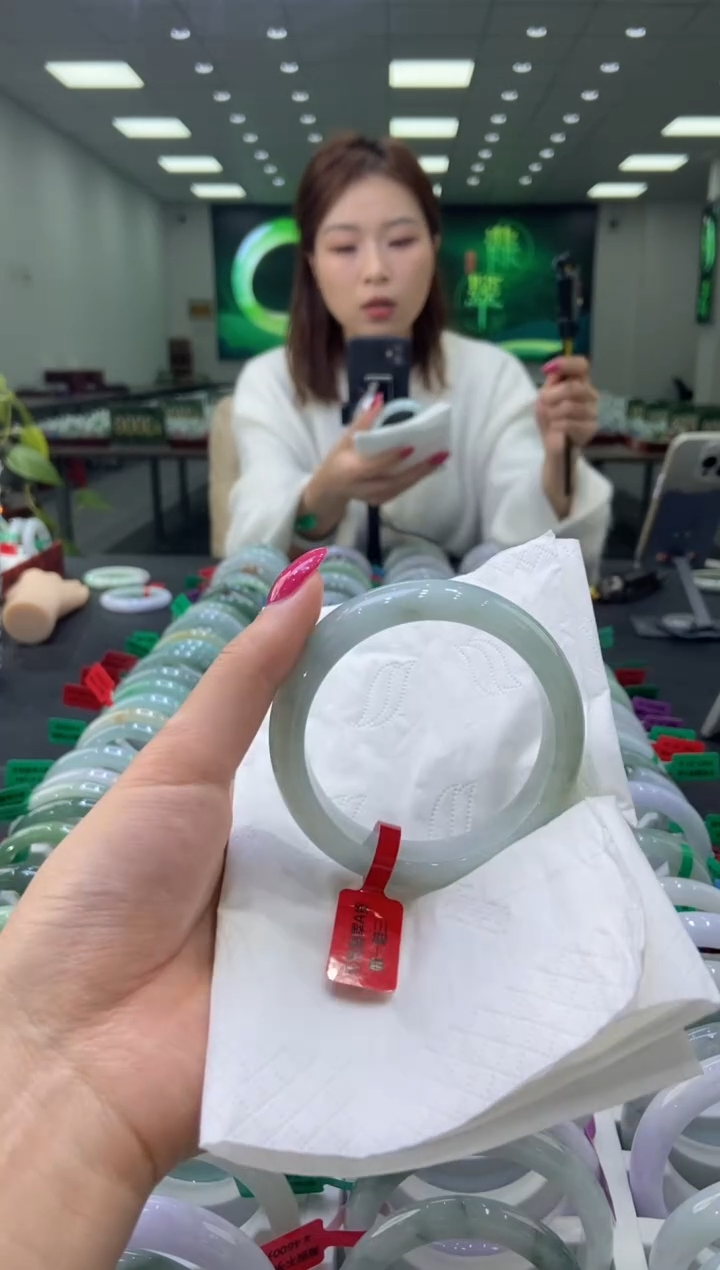 未镶嵌手镯翡翠0058138