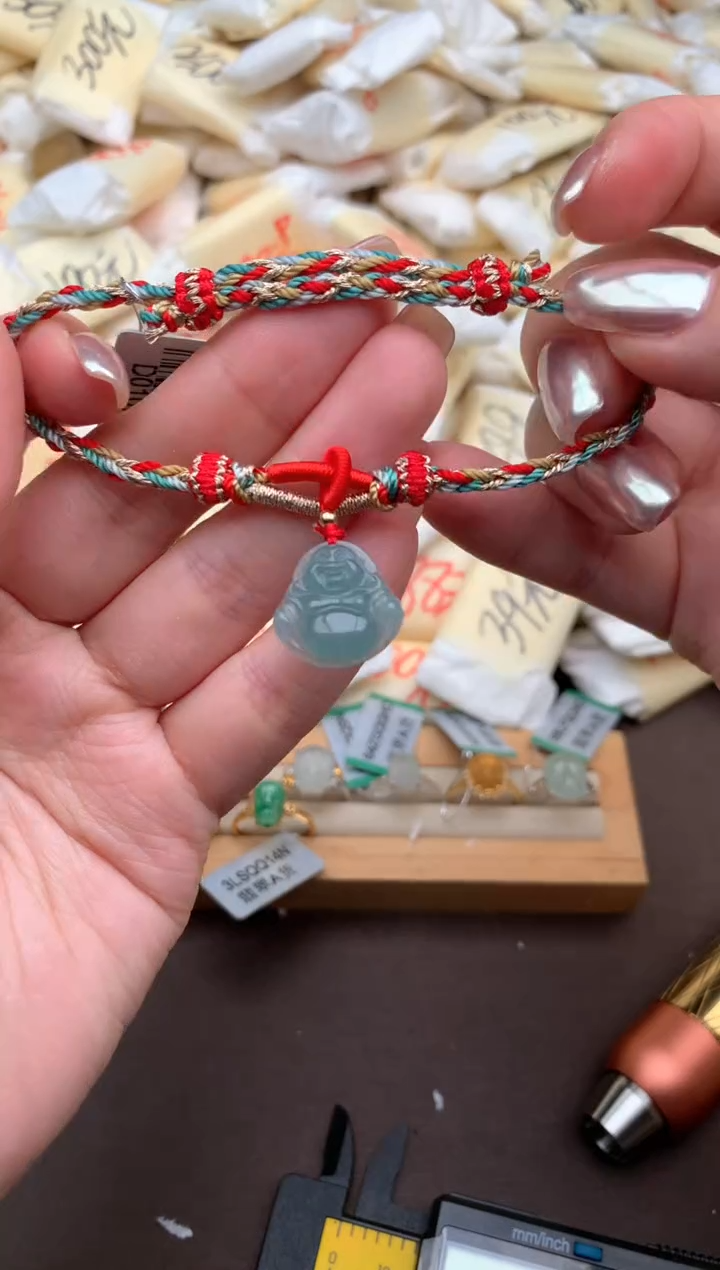 【闪购商品】翡翠手绳未镶嵌一