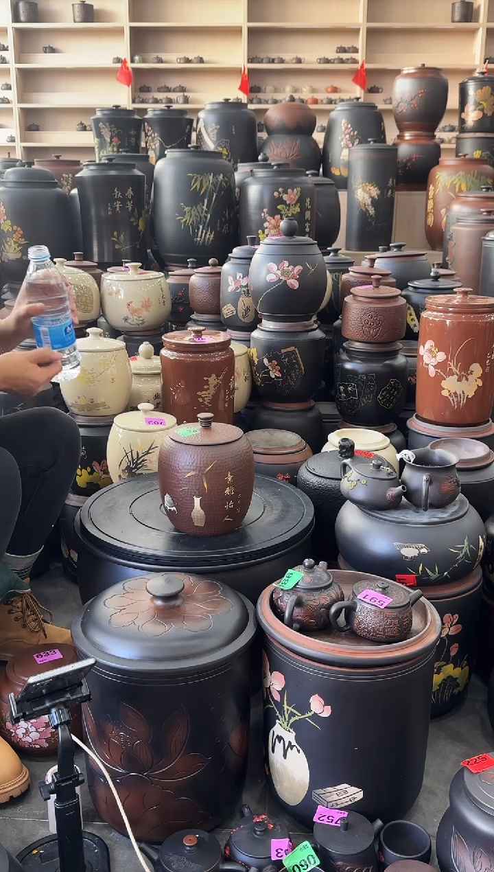 罐瑕疵茶叶罐  古铜色花生  858