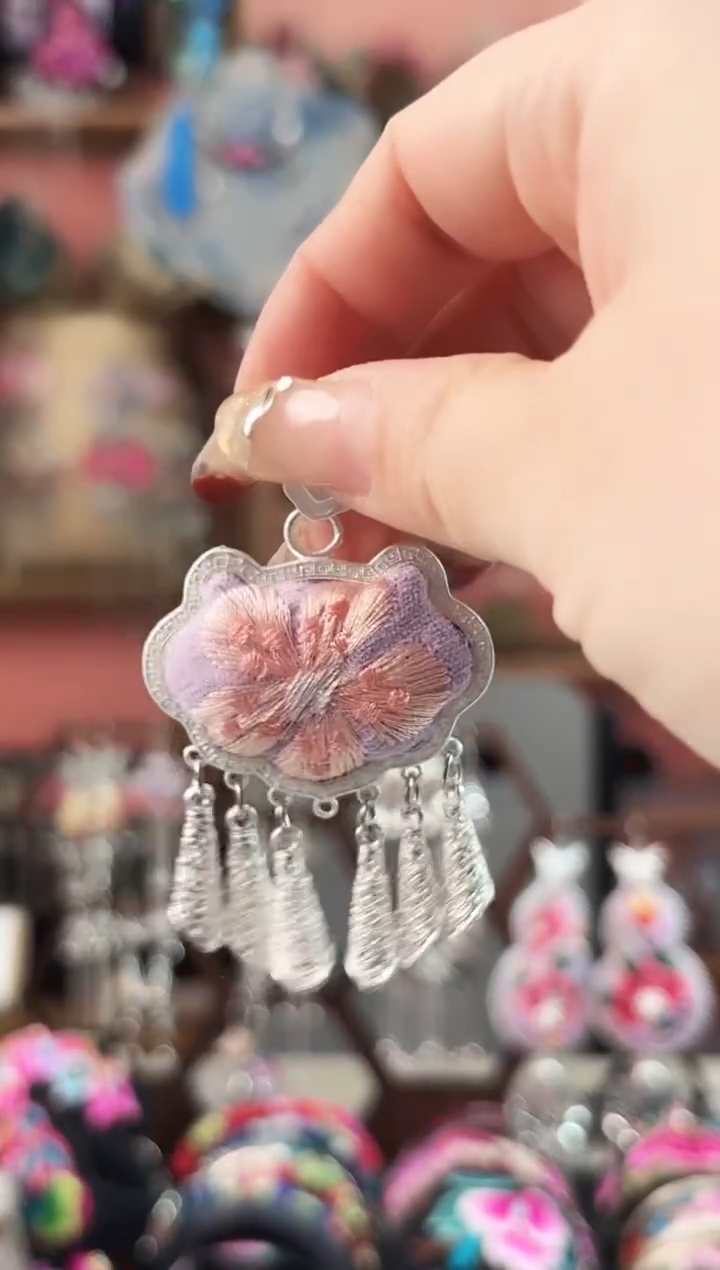 艺枝独绣手工饰品106