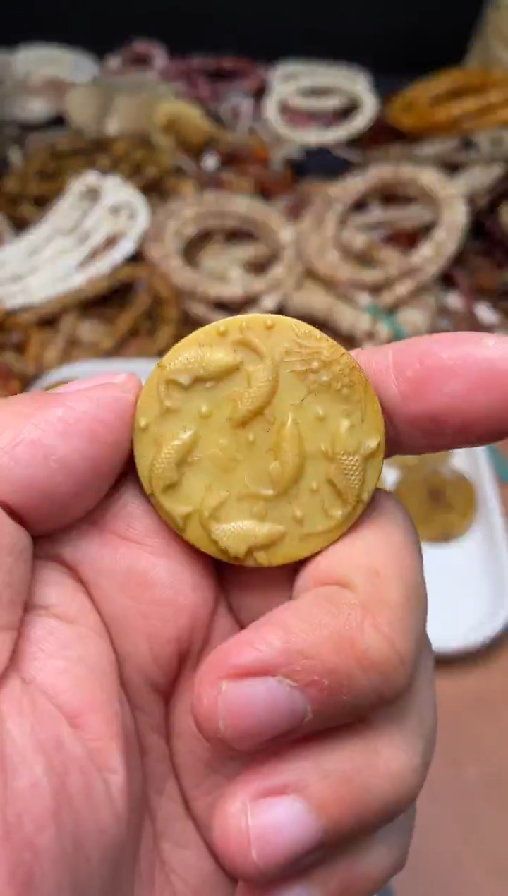 鹿骨其他刀*邪杂件433-鹿角雕刻饼子