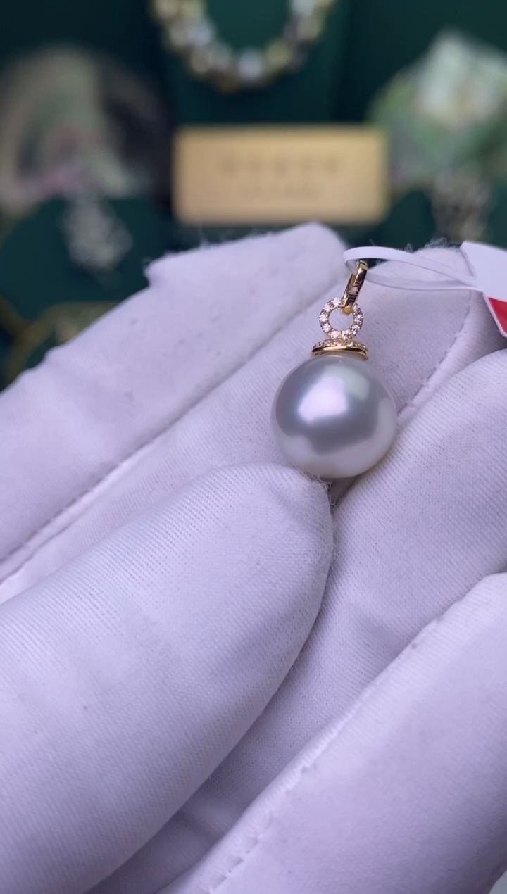 【闪购商品】海水珍珠颈饰18K金镶嵌1