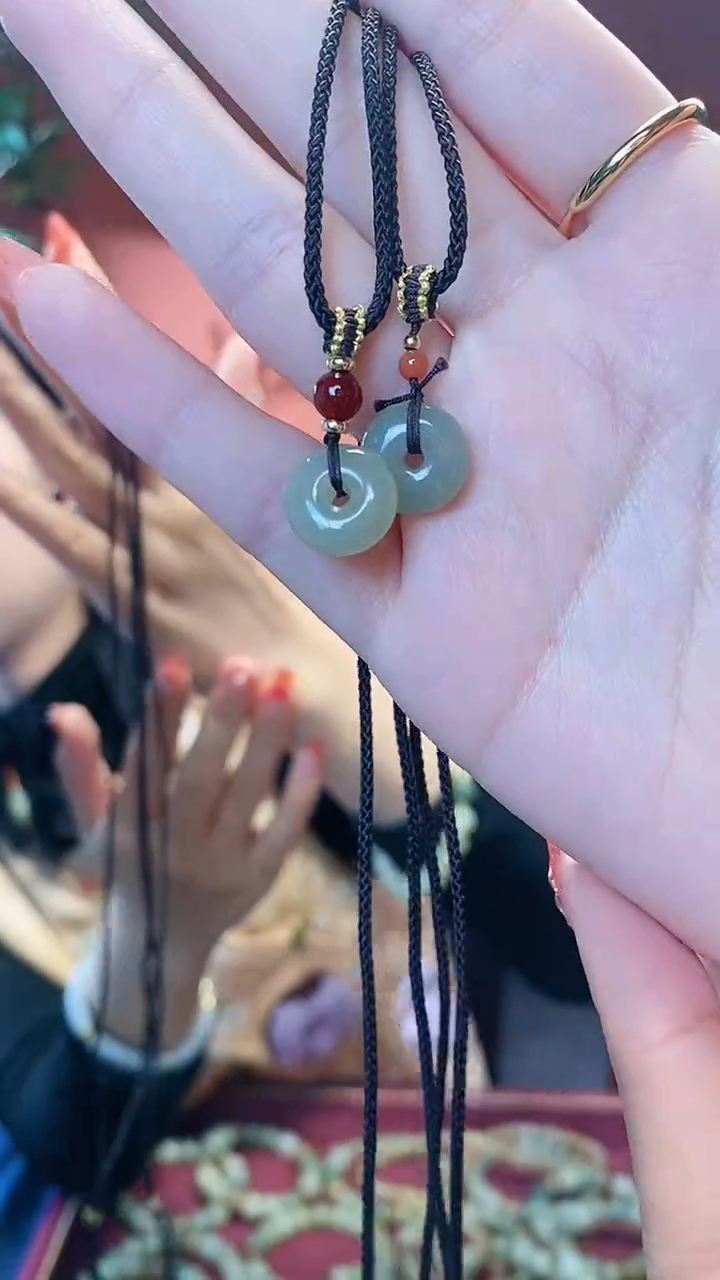 【闪购商品】和田玉挂件未镶嵌平安扣吊坠多样发发一件