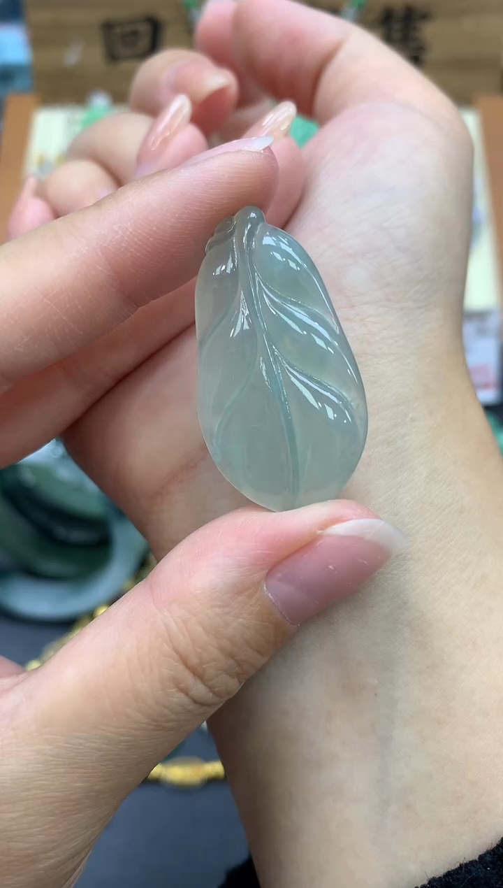 【闪购商品】翡翠颈饰18K金镶嵌130-中国好珍宝