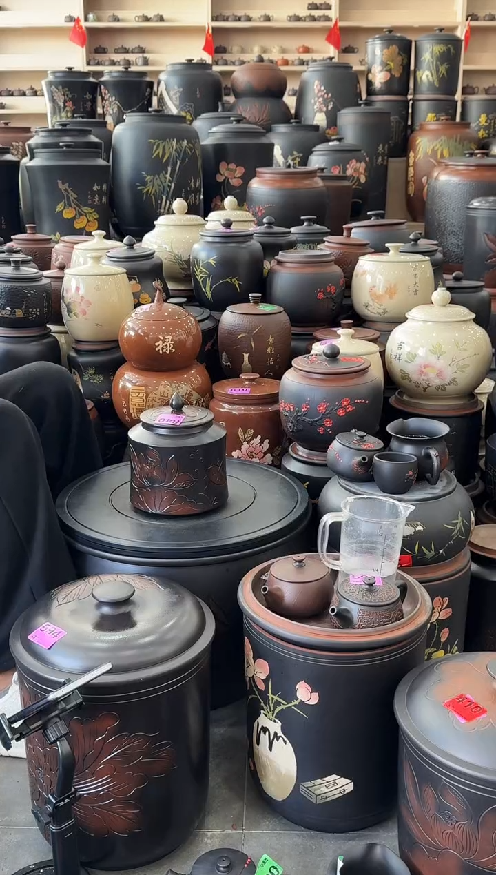 罐大瑕疵茶叶罐  线雕荷花 640