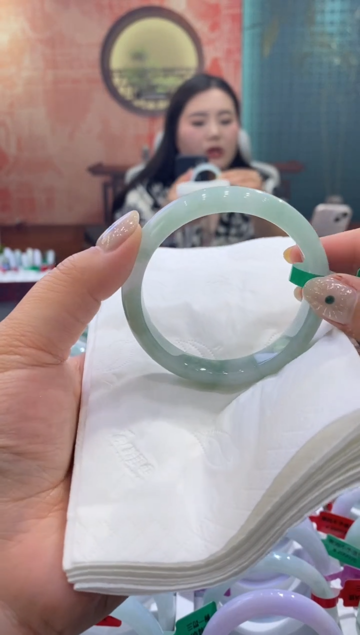 未镶嵌手镯翡翠多人00010980