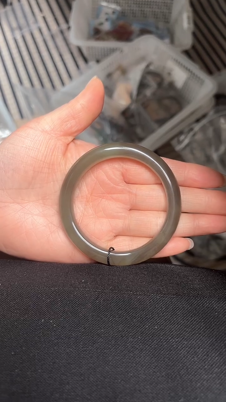 和田玉未镶嵌手镯圈口59  T-18