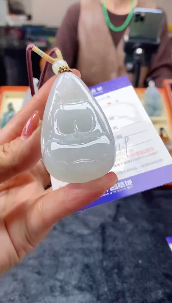 【闪购商品】翡翠吊坠(不含链)未镶嵌缅甸天然翡翠