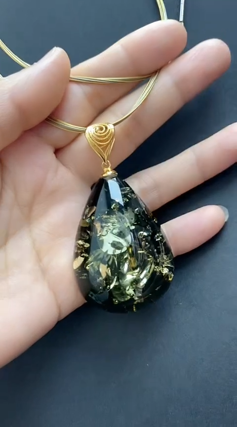 【闪购商品】琥珀裸石银S925镶嵌琥珀吊坠