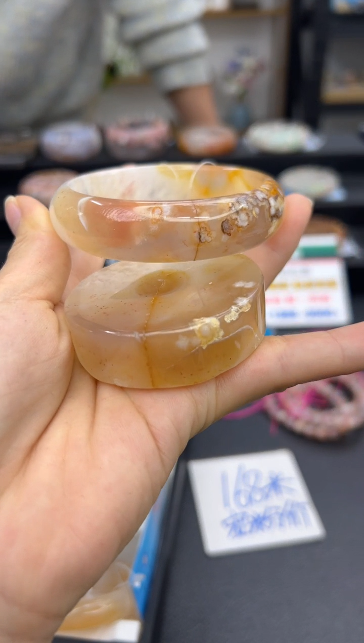 【闪购商品】石英质玉手镯未镶嵌A1539(59圈赠送镯心)