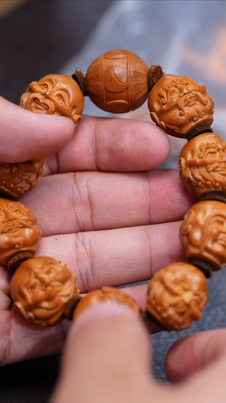 【闪购商品】橄榄核手串/手链苏工核雕苏工核雕