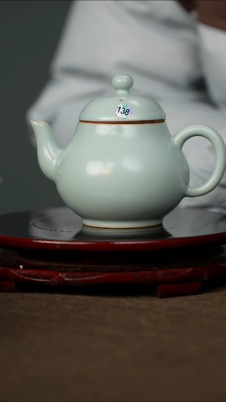 微微瑕 梨壶 无底款