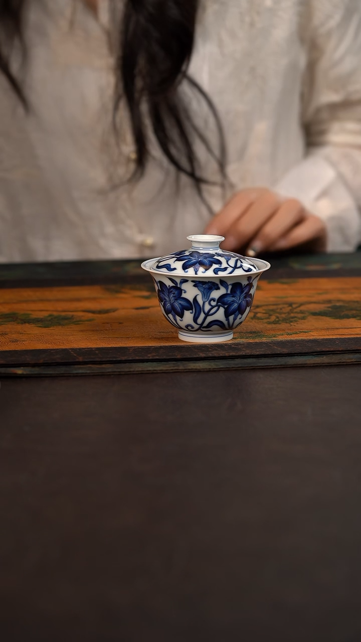杯洪印慕明百合花盖碗