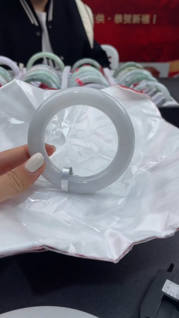 【闪购商品】翡翠手镯未镶嵌8翡翠手镯