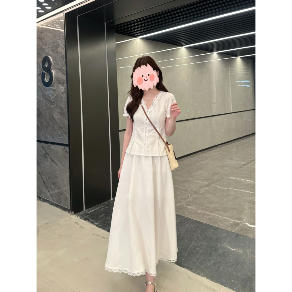 香颂套装~2025夏季法式气质温柔风蕾丝小衫高腰显瘦半身裙两件套
